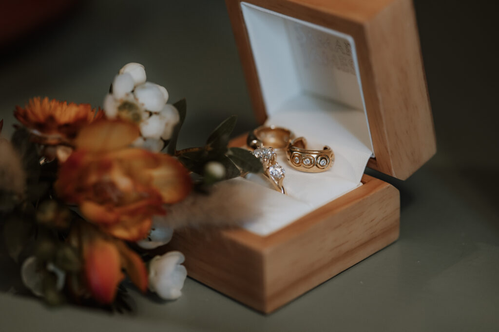 Wedding ring details.
Hannah Rose Weddings & Events