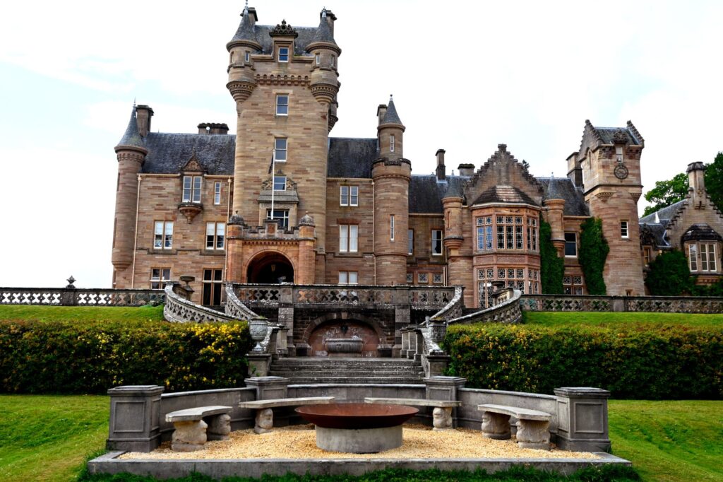 ardross castle
the traitors castle 
wedding venue 
UK visitor attraction 